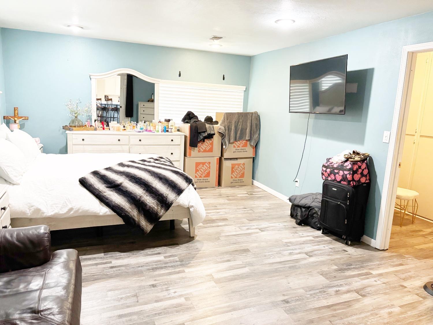 Detail Gallery Image 13 of 28 For 1422 Locke Rd, Modesto,  CA 95355 - 3 Beds | 2 Baths