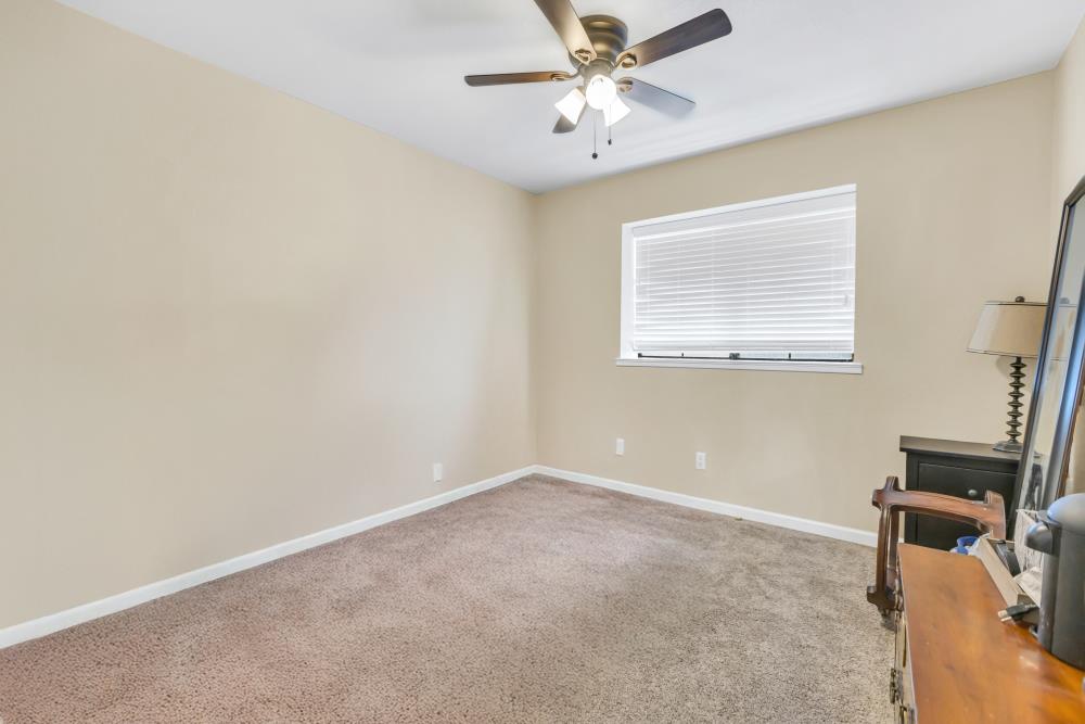 Detail Gallery Image 20 of 26 For 161 W E St, Galt,  CA 95632 - 3 Beds | 2 Baths