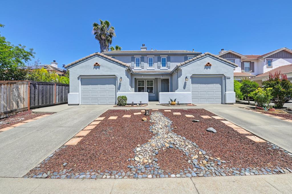 Detail Gallery Image 1 of 43 For 6437 Cormorant Cir, Rocklin,  CA 95765 - 4 Beds | 3 Baths