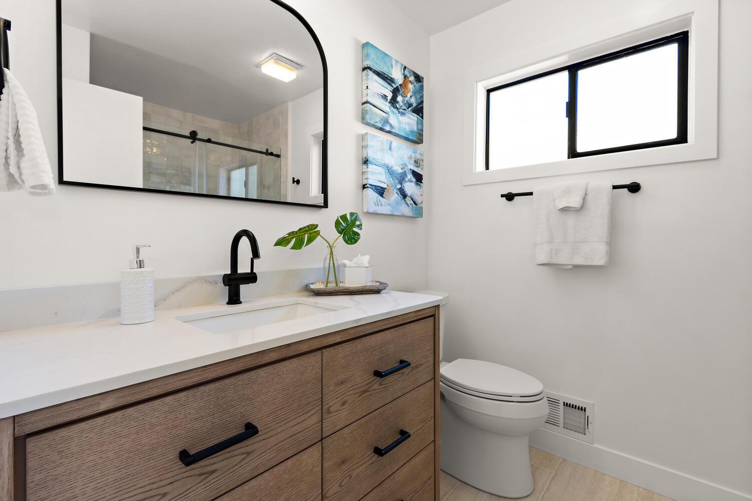Detail Gallery Image 22 of 39 For 3300 Club Ln, Sacramento,  CA 95821 - 4 Beds | 2/1 Baths