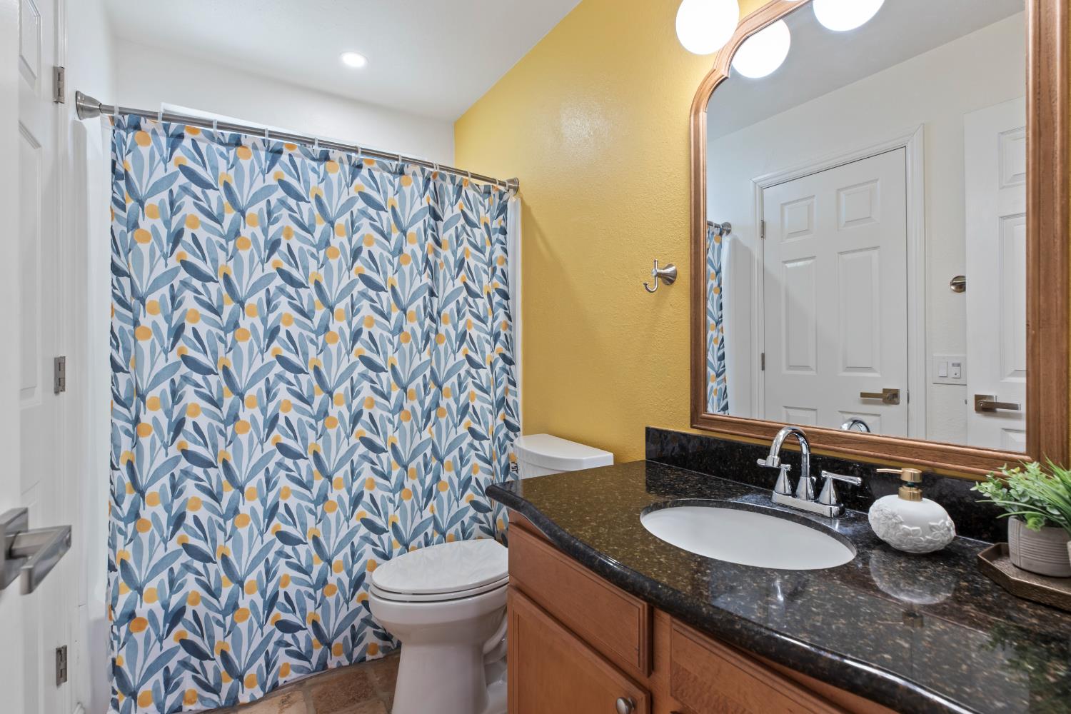 Detail Gallery Image 19 of 35 For 3933 Dale Rd a,  Modesto,  CA 95356 - 2 Beds | 2 Baths