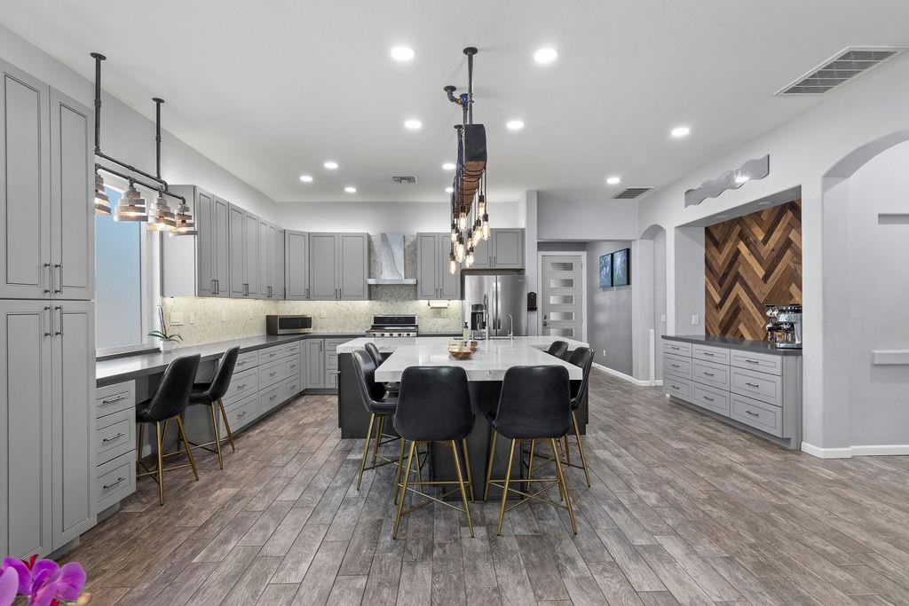 Detail Gallery Image 11 of 44 For 2833 Buckskin Way, Riverbank,  CA 95367 - 4 Beds | 2 Baths