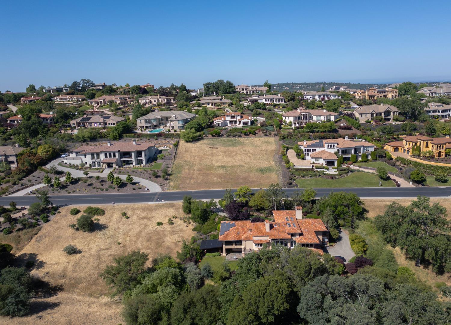 Detail Gallery Image 3 of 19 For 4332 Greenview Dr, El Dorado Hills,  CA 95762 - – Beds | – Baths