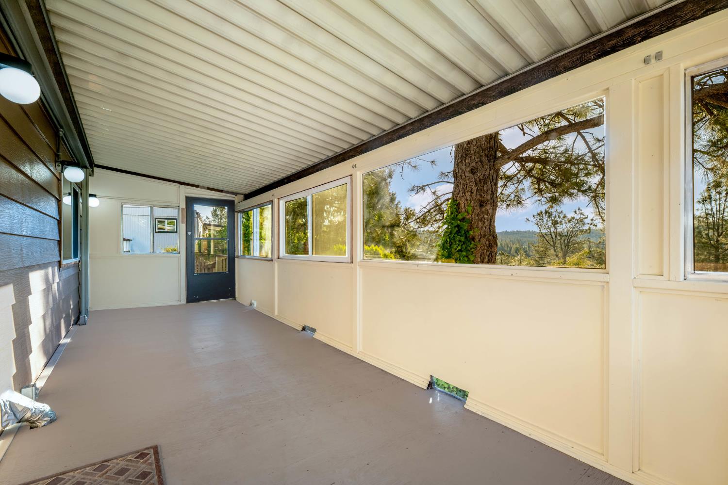 Detail Gallery Image 33 of 51 For 1567 Mulberry Dr, Grass Valley,  CA 95945 - 2 Beds | 2 Baths