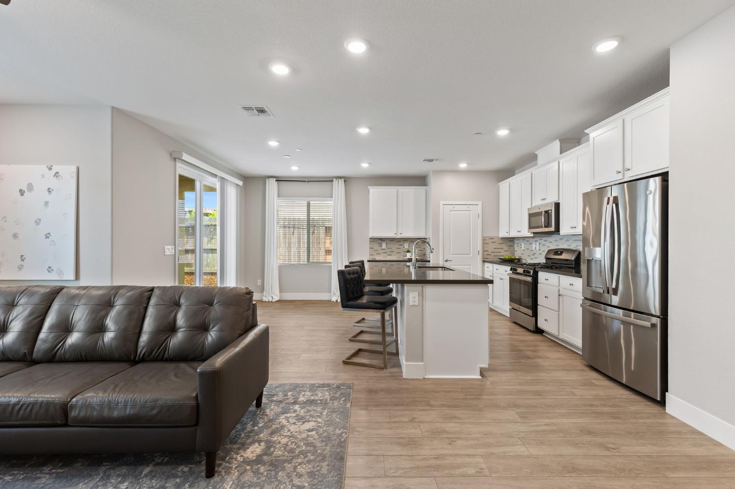 Detail Gallery Image 23 of 47 For 672 Chiselville Ln, Lincoln,  CA 95648 - 3 Beds | 2 Baths