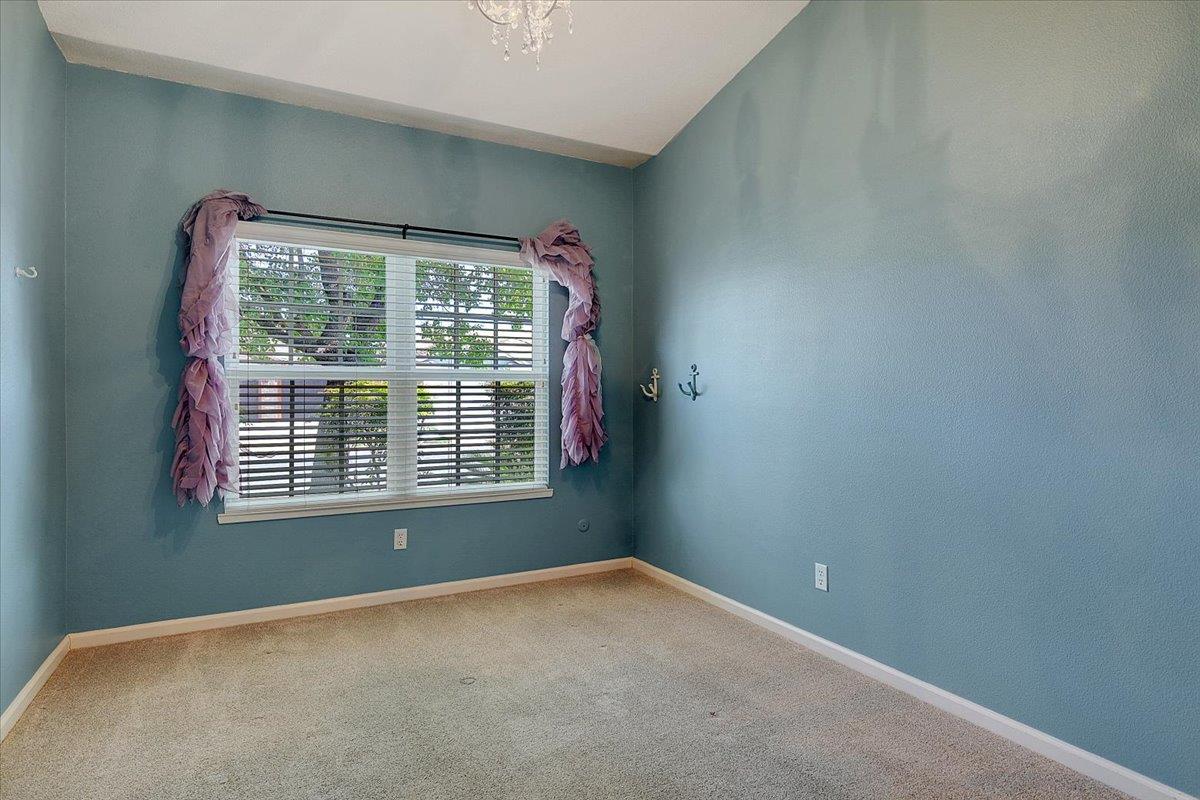 Detail Gallery Image 7 of 57 For 2018 Nand Dr, Yuba City,  CA 95993 - 3 Beds | 2 Baths
