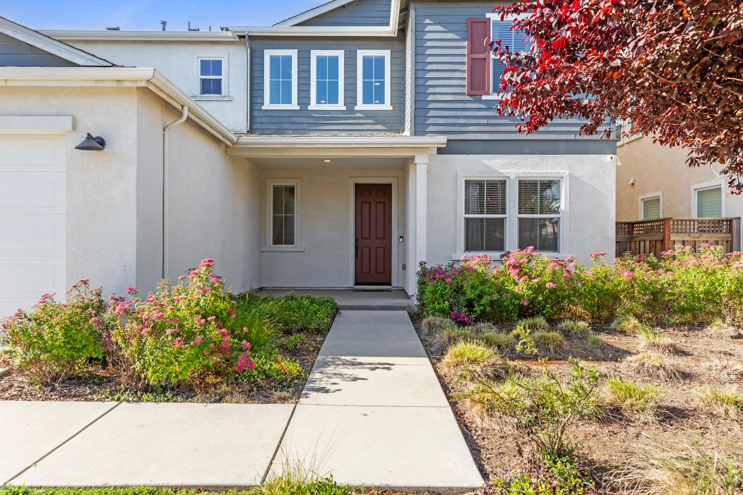 Detail Gallery Image 4 of 48 For 1674 Locksley Dr, Lathrop,  CA 95330 - 4 Beds | 3 Baths