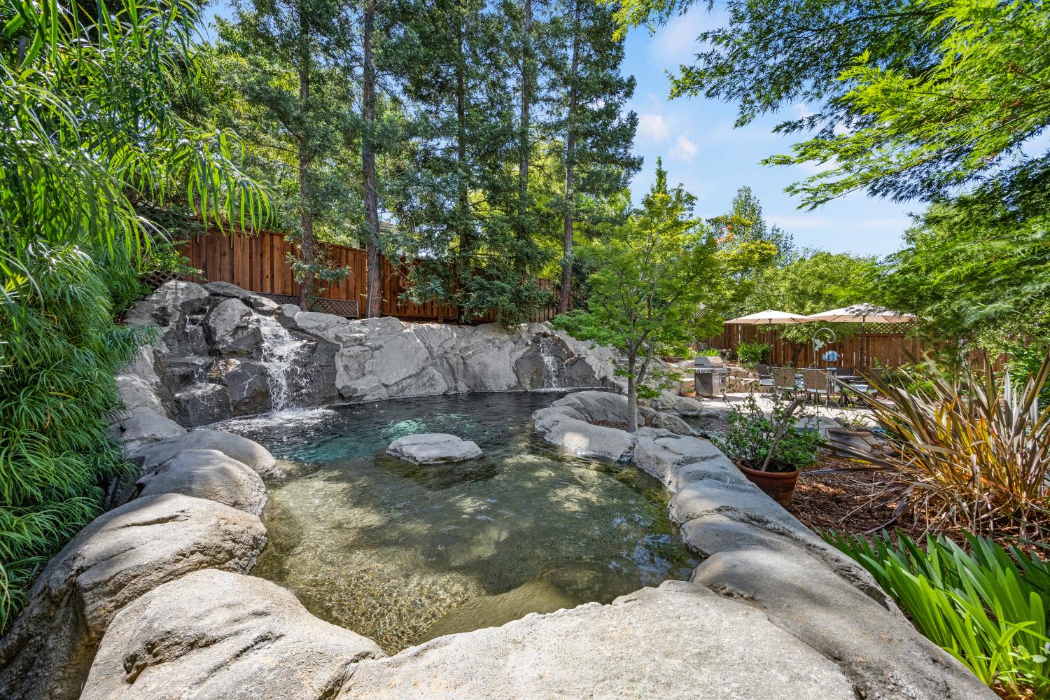 Detail Gallery Image 12 of 72 For 6733 Cherry Ridge Cir, Roseville,  CA 95678 - 4 Beds | 3 Baths