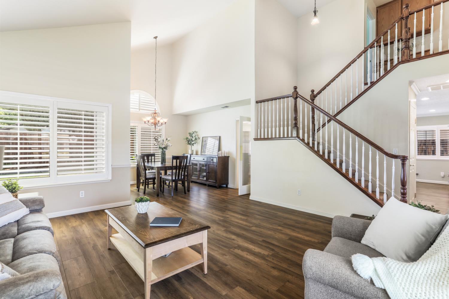 Detail Gallery Image 9 of 36 For 280 Arroyo Hondo Cir, Tracy,  CA 95376 - 3 Beds | 2/1 Baths