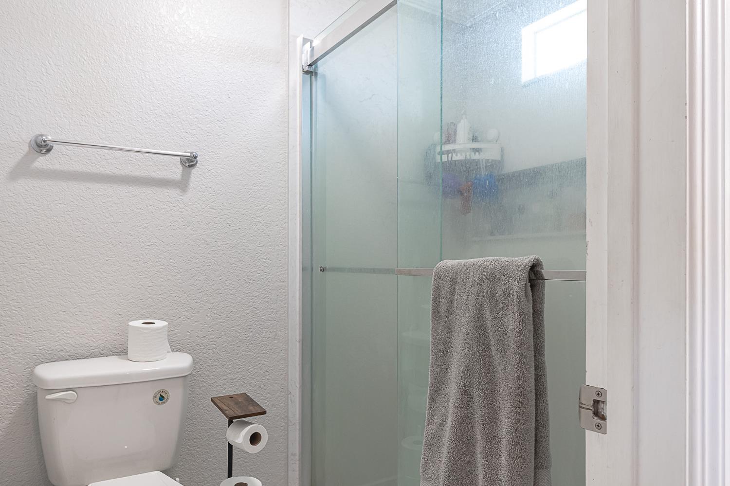 Detail Gallery Image 18 of 27 For 7579 Jade Ln, Hilmar,  CA 95324 - 3 Beds | 2/1 Baths