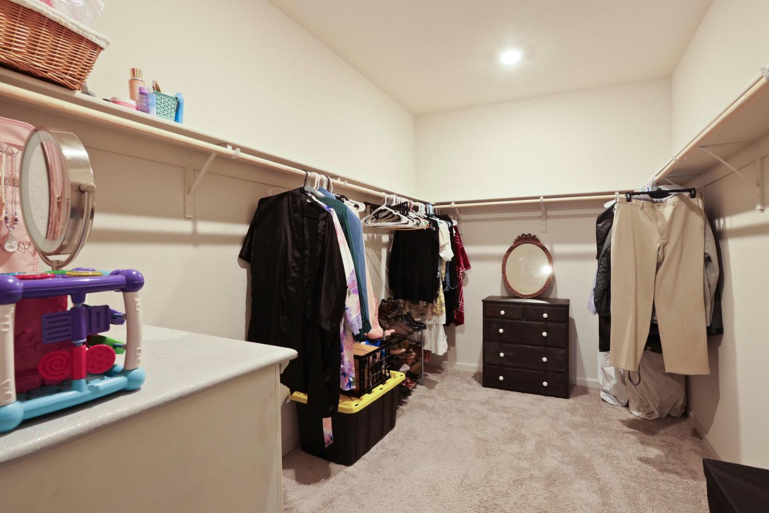 Detail Gallery Image 36 of 64 For 6925 Foraker Dr, Stockton,  CA 95219 - 5 Beds | 3/1 Baths