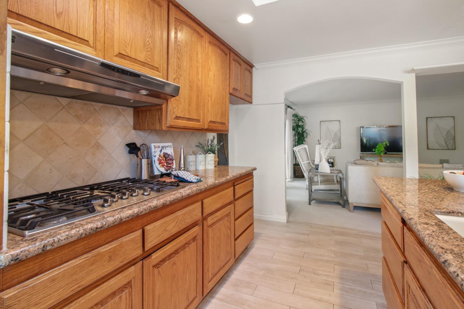 Detail Gallery Image 21 of 68 For 7365 Dambacher Dr, Granite Bay,  CA 95746 - 3 Beds | 2 Baths