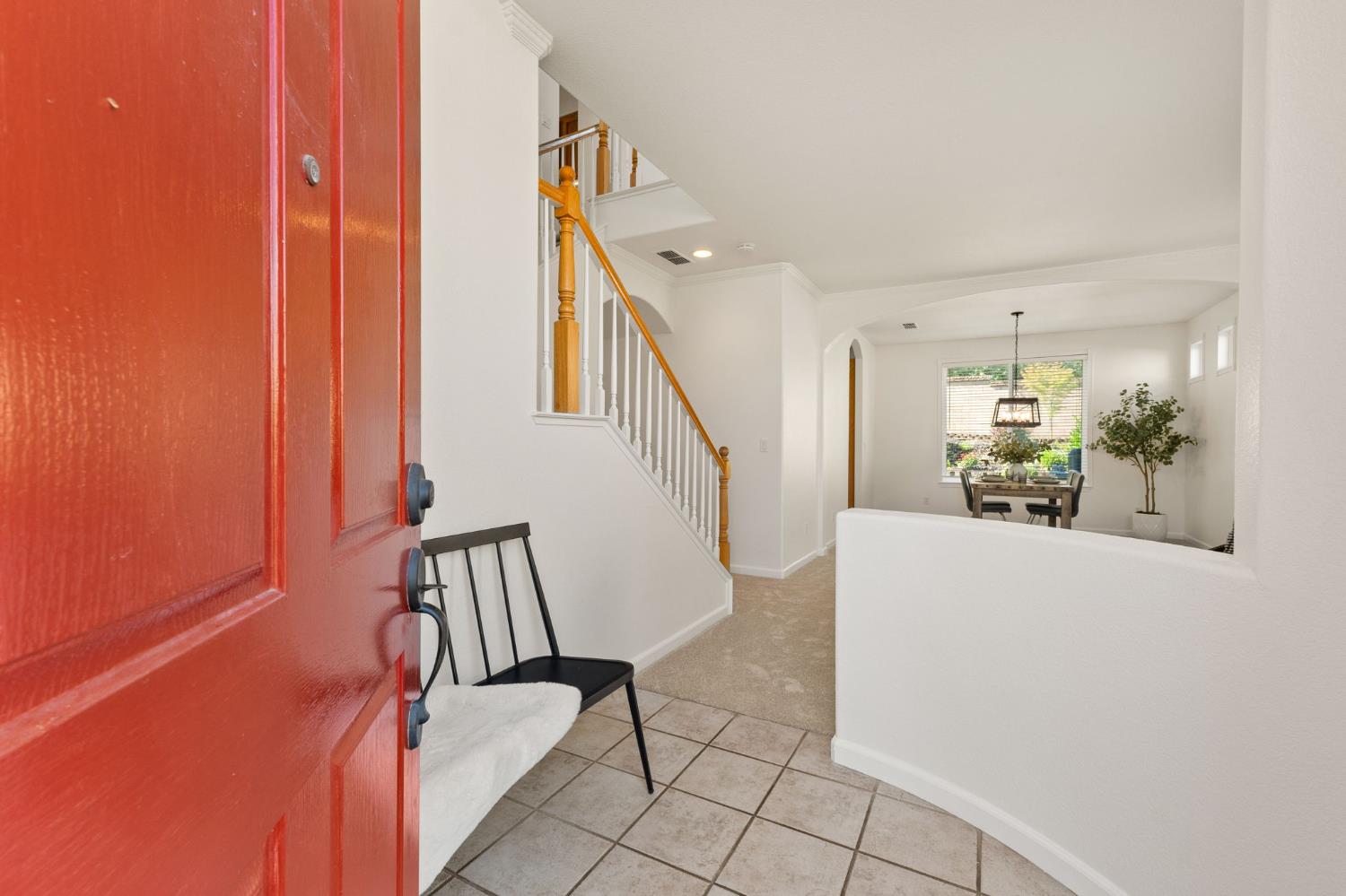 Detail Gallery Image 4 of 53 For 1889 Broadford Dr, Folsom,  CA 95630 - 4 Beds | 3 Baths