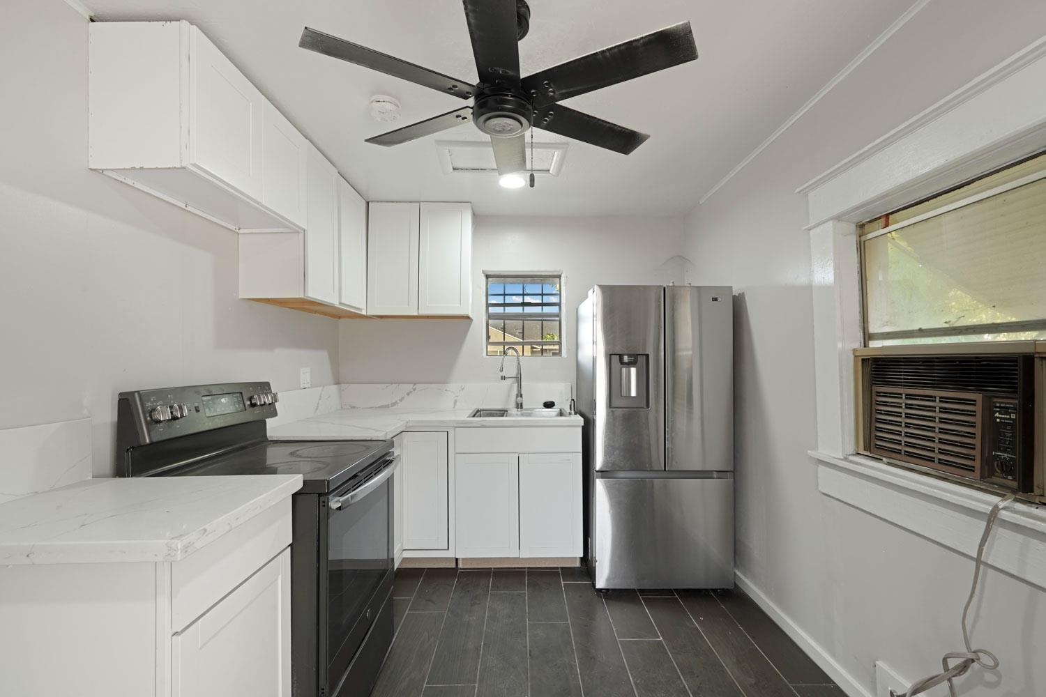 Detail Gallery Image 34 of 40 For 1129 S Lincoln St, Stockton,  CA 95206 - 3 Beds | 2 Baths