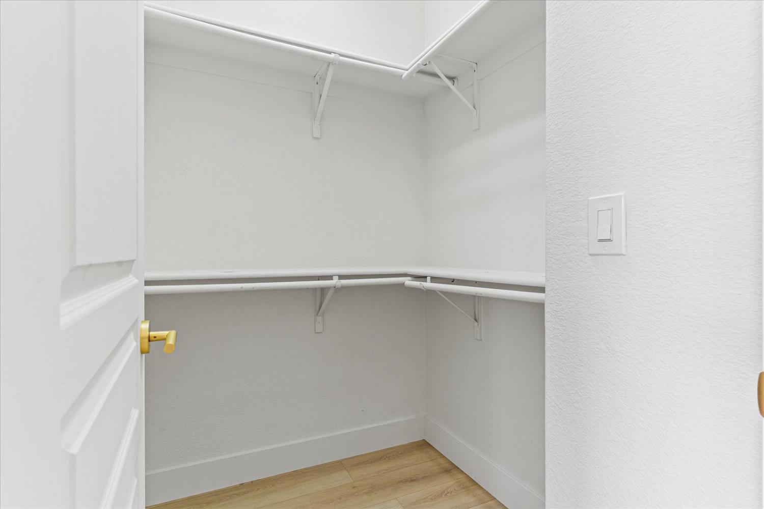 Detail Gallery Image 40 of 63 For 156 Bristol Way, Yuba City,  CA 95993 - 5 Beds | 2/1 Baths