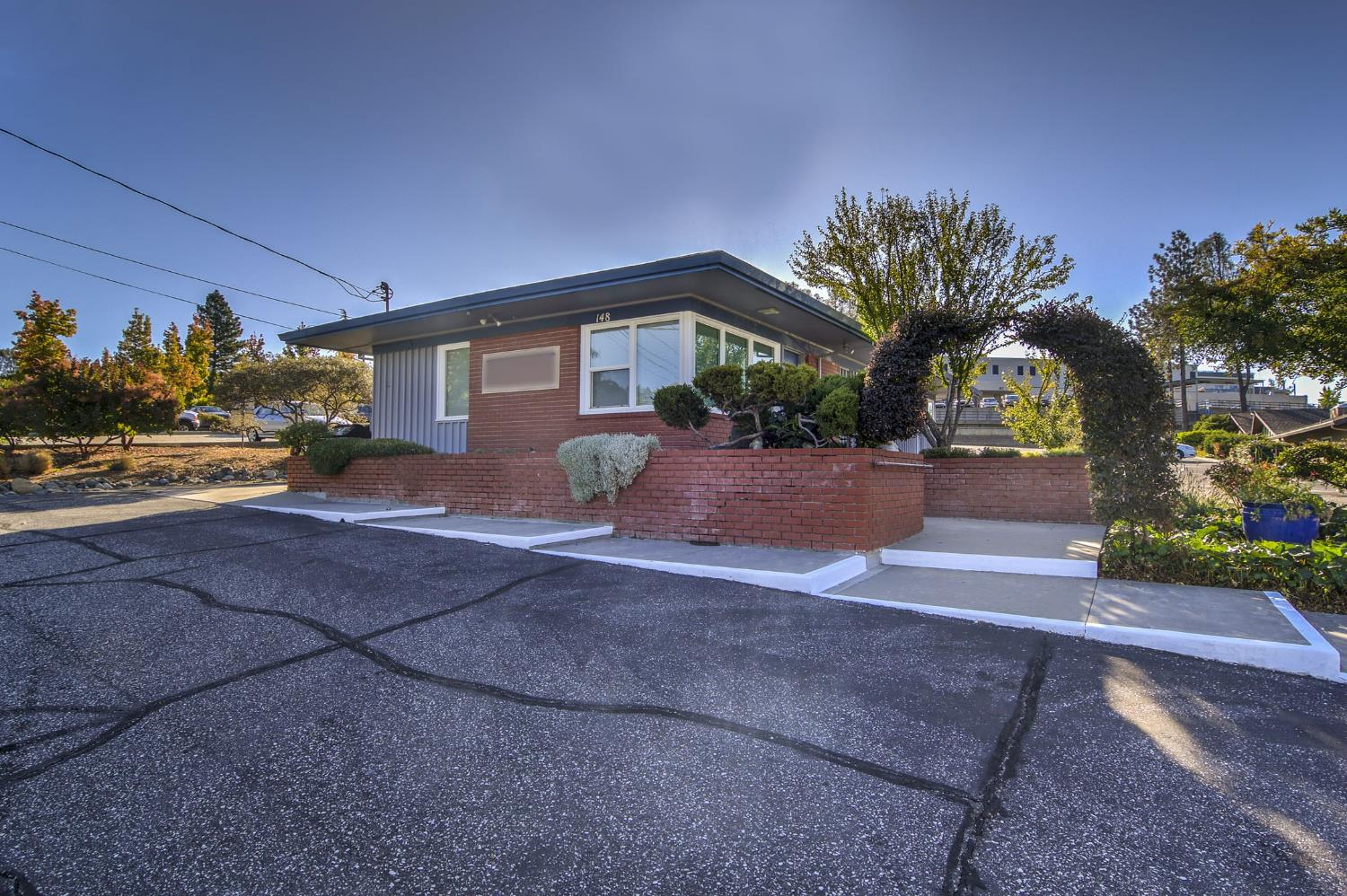 Detail Gallery Image 1 of 25 For 148 Catherine Ln, Grass Valley,  CA 95945 - – Beds | – Baths