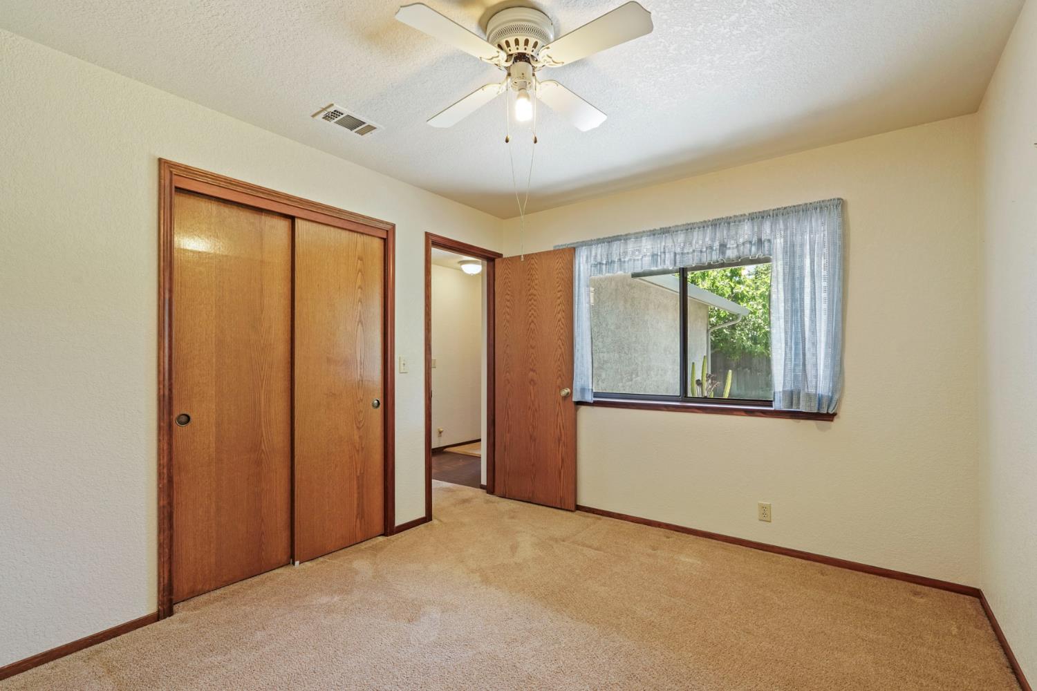 Detail Gallery Image 27 of 45 For 1268 Pheasant Hollow Way, Manteca,  CA 95336 - 3 Beds | 2 Baths