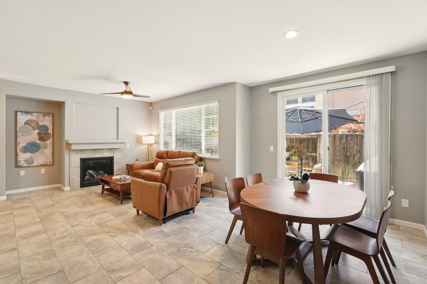 Detail Gallery Image 10 of 34 For 1600 Kentucky Way, Rocklin,  CA 95765 - 2 Beds | 2/1 Baths