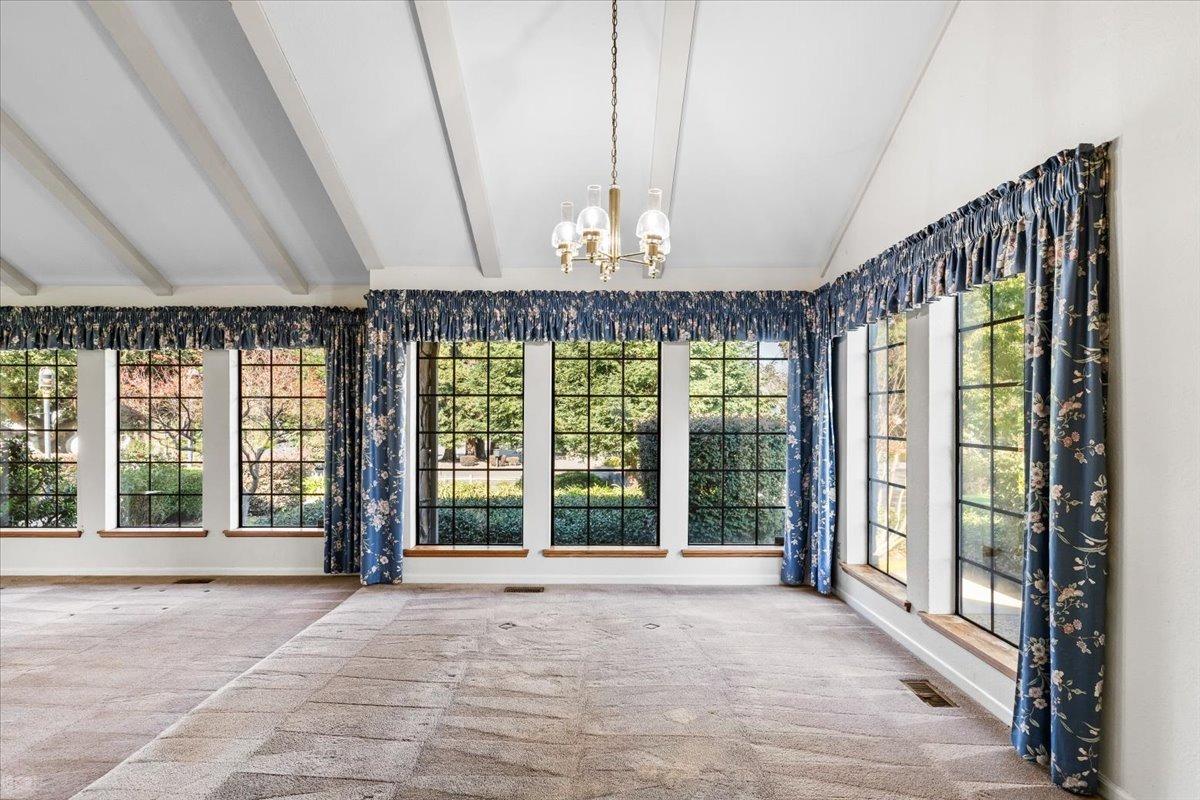 Detail Gallery Image 15 of 60 For 10007 Mountain Oak Rd, Oakdale,  CA 95361 - 3 Beds | 2/1 Baths
