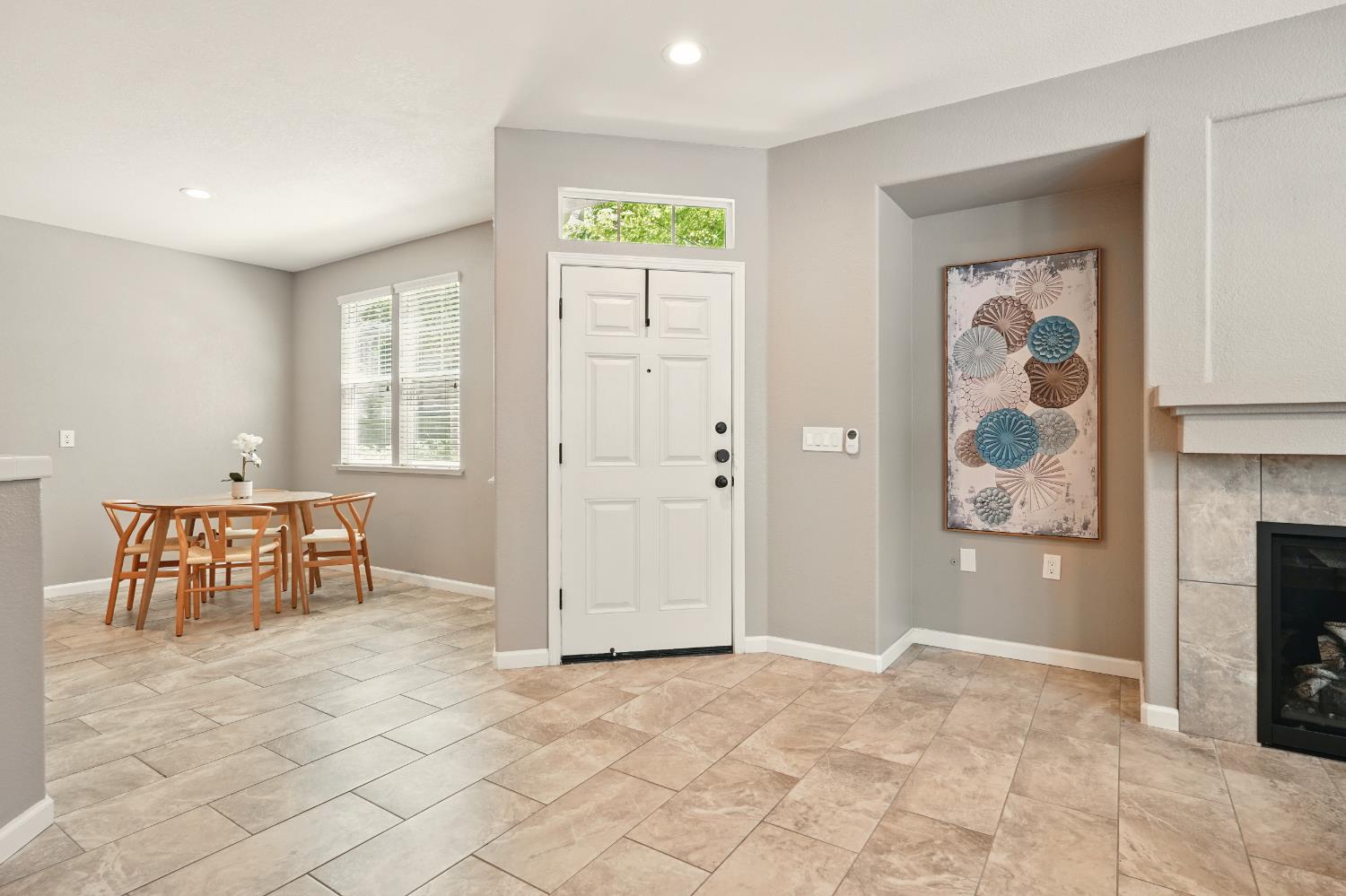 Detail Gallery Image 12 of 34 For 1600 Kentucky Way, Rocklin,  CA 95765 - 2 Beds | 2/1 Baths