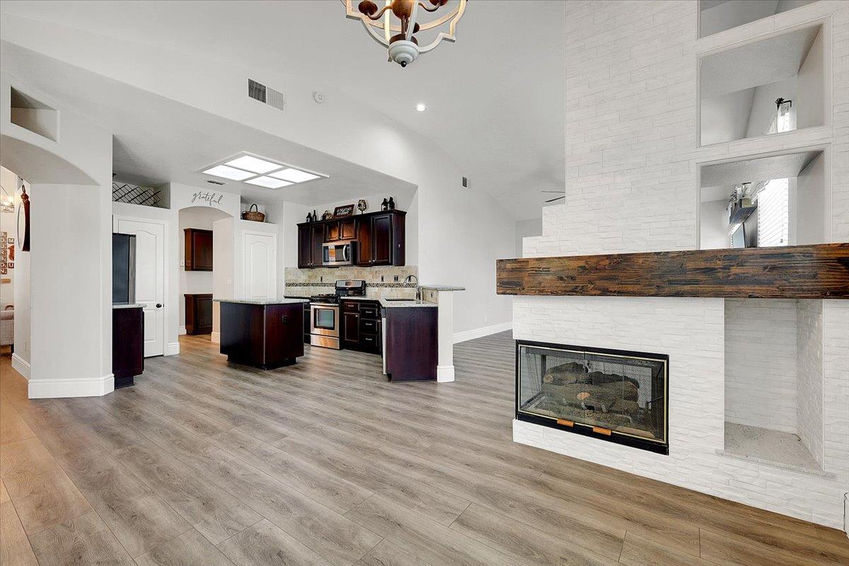 Detail Gallery Image 31 of 57 For 2018 Nand Dr, Yuba City,  CA 95993 - 3 Beds | 2 Baths