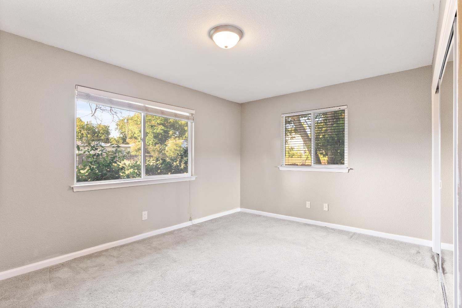 Detail Gallery Image 25 of 49 For 7948 Orange Ave, Fair Oaks,  CA 95628 - 4 Beds | 3 Baths