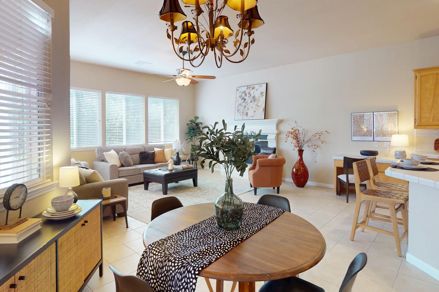 Detail Gallery Image 13 of 76 For 1868 Kendall Ct, Yuba City,  CA 95993 - 4 Beds | 2/1 Baths