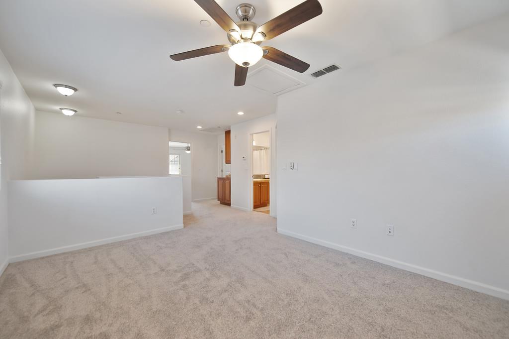 Detail Gallery Image 14 of 31 For 1301 Dante Cir, Roseville,  CA 95678 - 2 Beds | 2/1 Baths