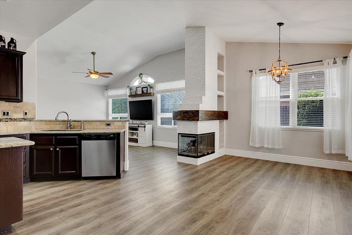 Detail Gallery Image 28 of 57 For 2018 Nand Dr, Yuba City,  CA 95993 - 3 Beds | 2 Baths