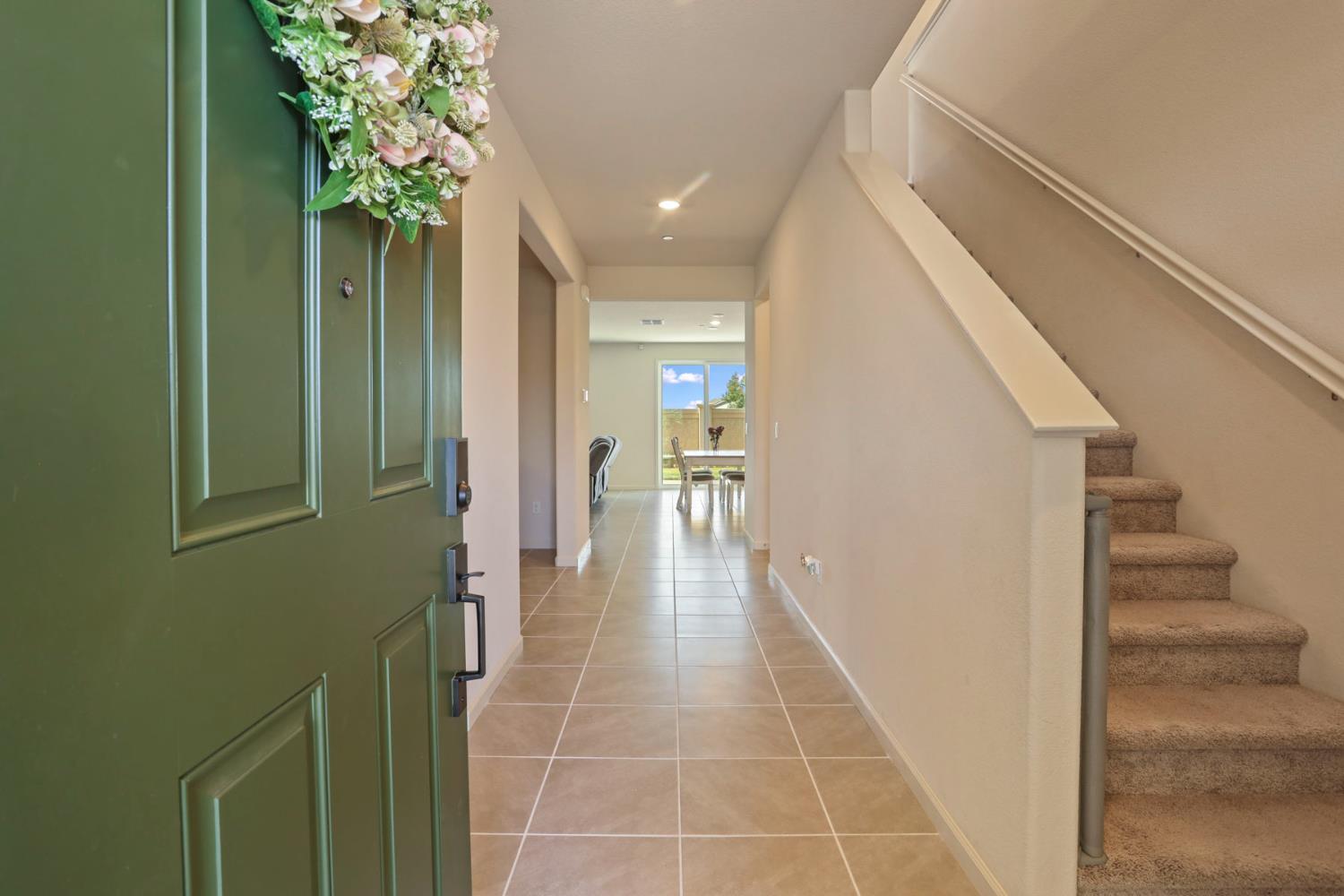 Detail Gallery Image 7 of 64 For 6925 Foraker Dr, Stockton,  CA 95219 - 5 Beds | 3/1 Baths