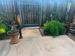 Photo #3: 225065917 Listing 