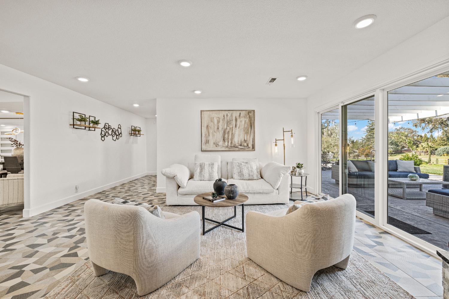 Detail Gallery Image 15 of 94 For 6615 Arabian Cir, Granite Bay,  CA 95746 - 5 Beds | 3 Baths