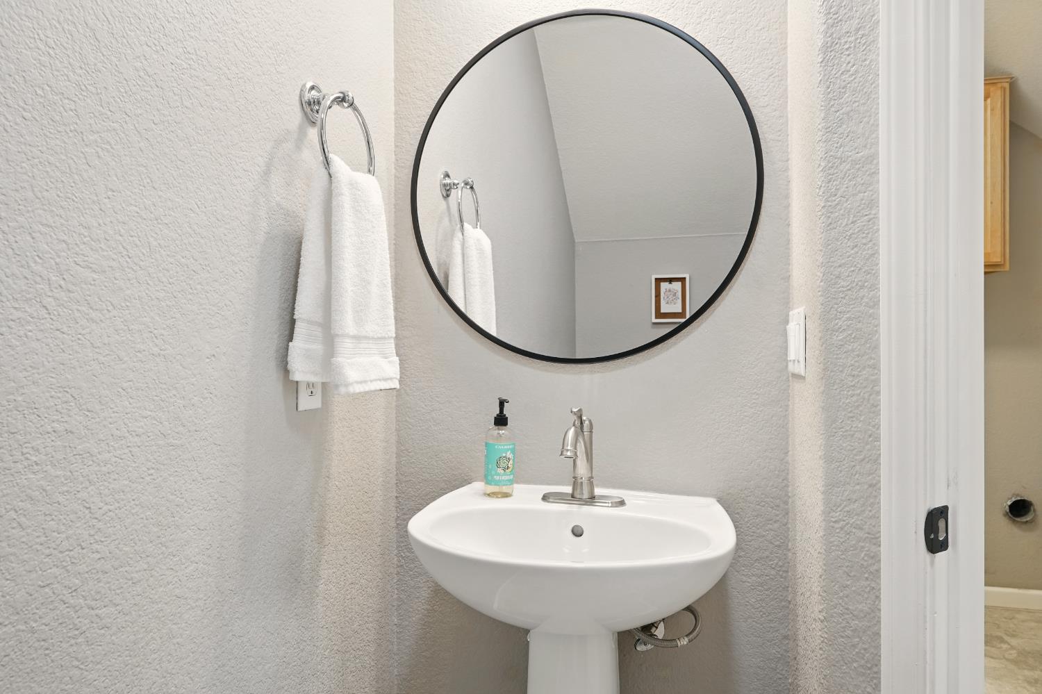 Detail Gallery Image 21 of 34 For 1600 Kentucky Way, Rocklin,  CA 95765 - 2 Beds | 2/1 Baths