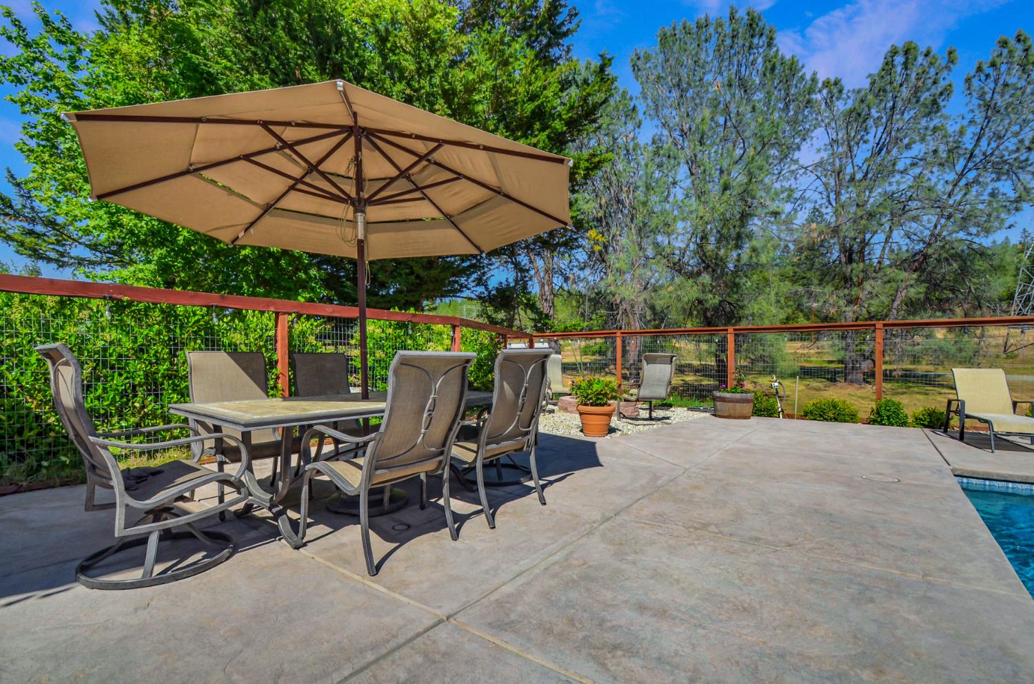 Detail Gallery Image 45 of 68 For 10376 Tabeaud Rd, Pine Grove,  CA 95665 - 3 Beds | 3 Baths