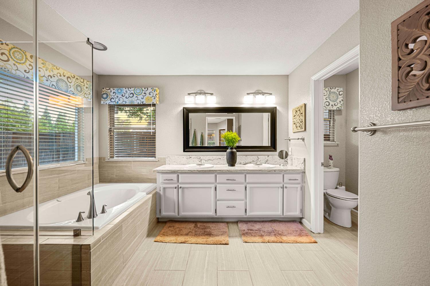 Detail Gallery Image 27 of 38 For 1470 Aberdeen Cir, Granite Bay,  CA 95746 - 4 Beds | 2 Baths