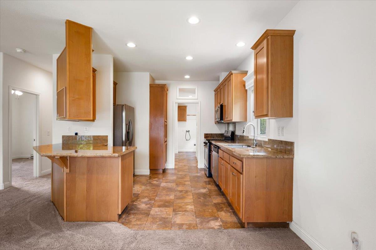Detail Gallery Image 16 of 56 For 11397 Prospector Rd, Rough And Ready,  CA 95975 - 2 Beds | 2 Baths