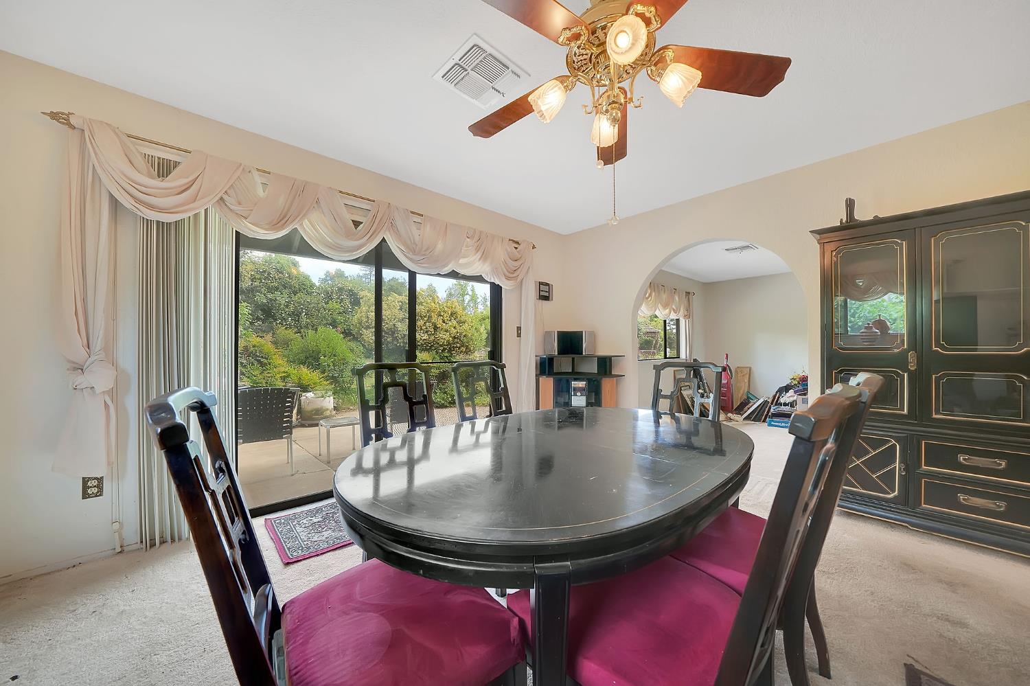 Detail Gallery Image 9 of 28 For 10896 Sutter Circle, Sutter Creek,  CA 95685 - 3 Beds | 2 Baths