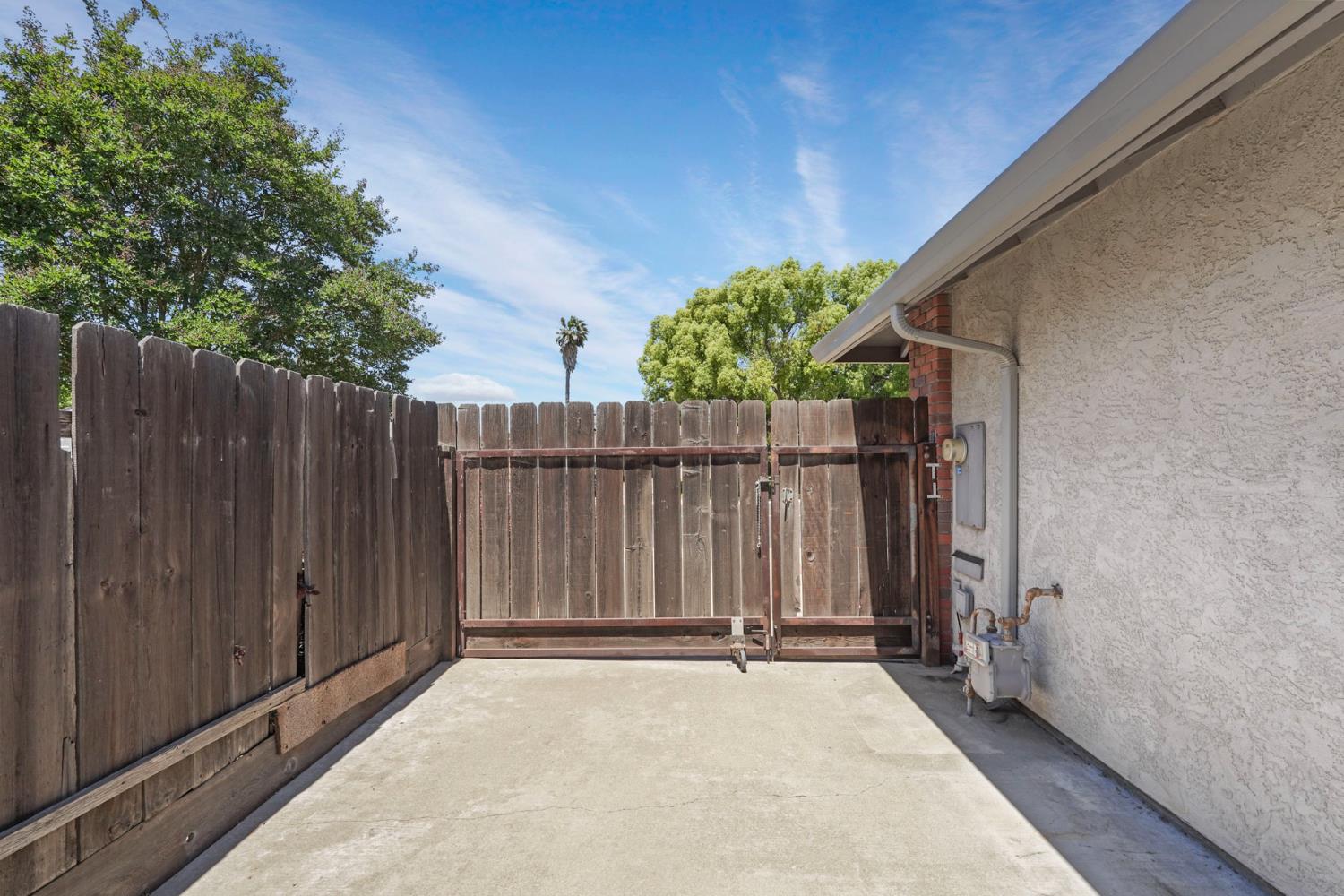 Detail Gallery Image 44 of 45 For 1268 Pheasant Hollow Way, Manteca,  CA 95336 - 3 Beds | 2 Baths