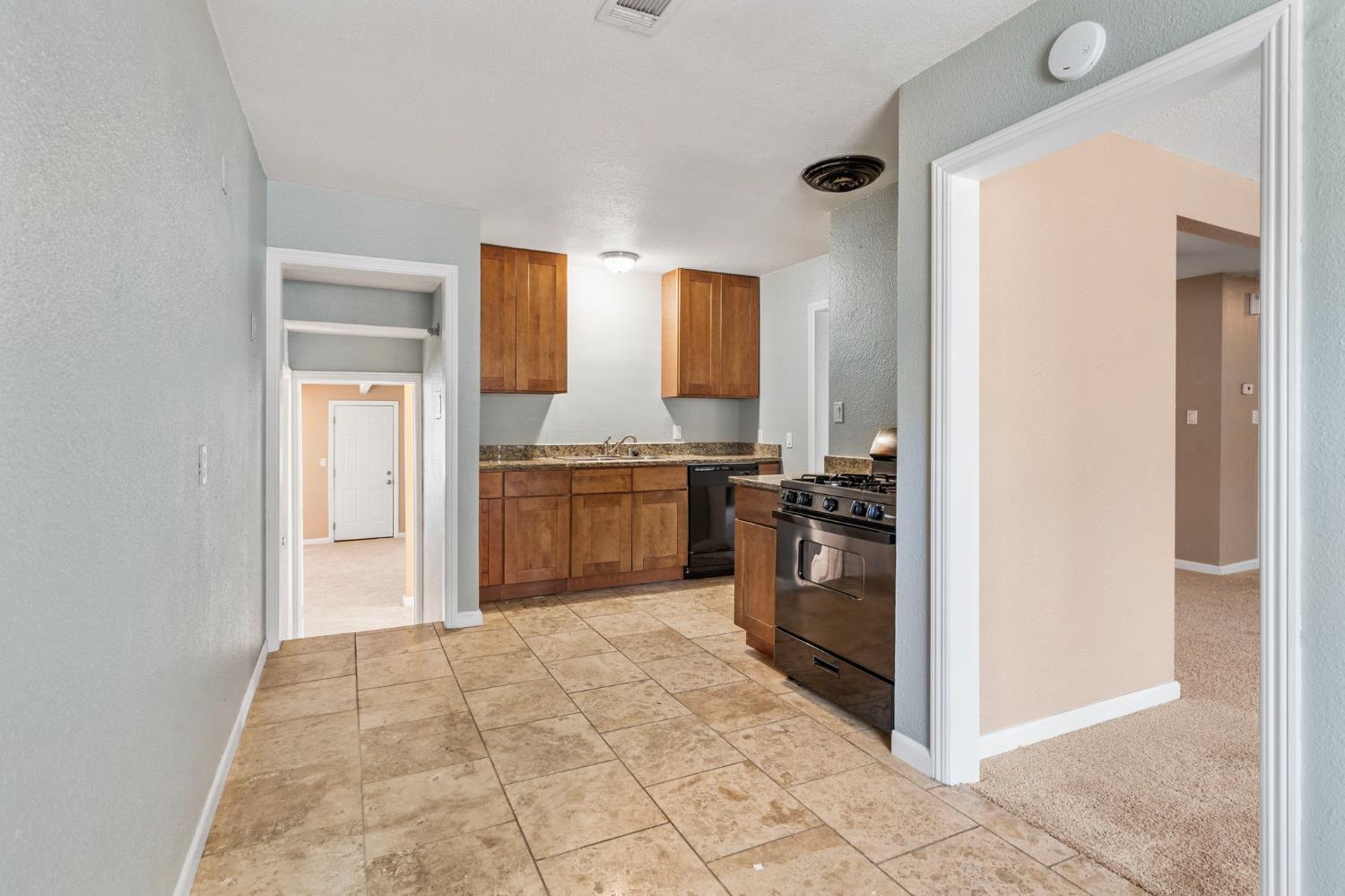 Detail Gallery Image 24 of 50 For 1715 S Tuxedo Ave, Stockton,  CA 95204 - 3 Beds | 2 Baths