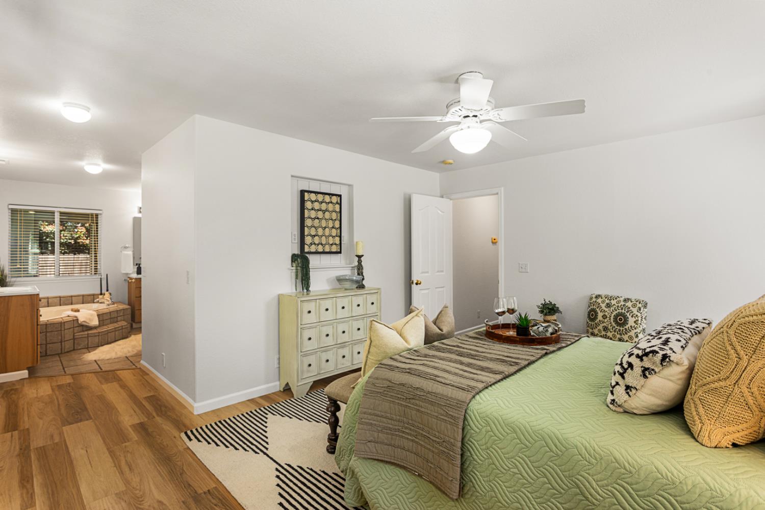 Detail Gallery Image 17 of 38 For 8782 Steven Ave, Orangevale,  CA 95662 - 4 Beds | 3 Baths