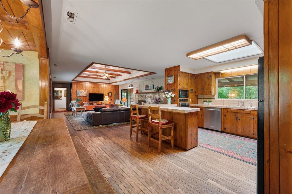 Karrys Place, Grass Valley, California image 20