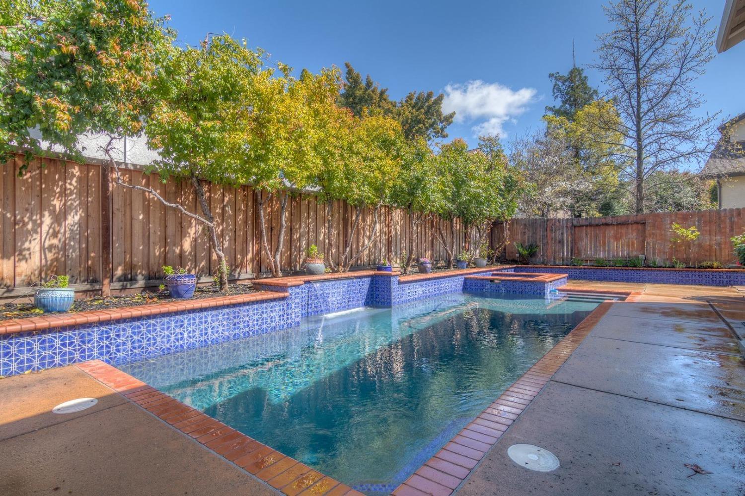 Detail Gallery Image 32 of 52 For 3047 Strand Rd, Rocklin,  CA 95765 - 4 Beds | 2/1 Baths