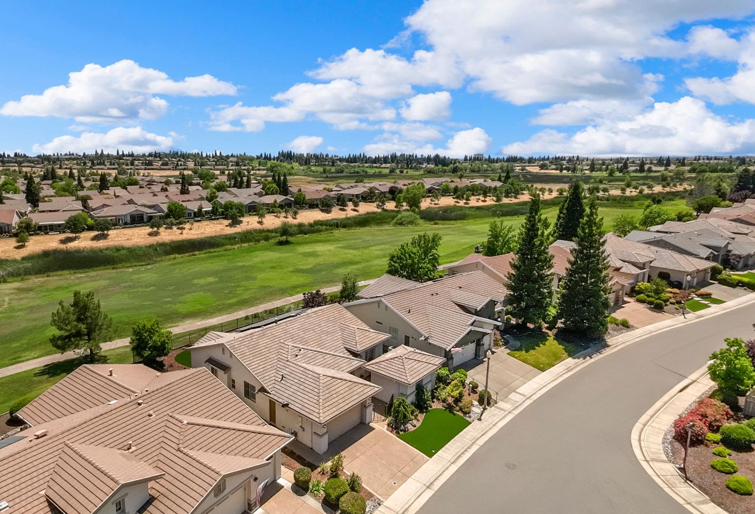 Detail Gallery Image 46 of 58 For 1137 Lasso Lake Ln, Lincoln,  CA 95648 - 3 Beds | 3 Baths