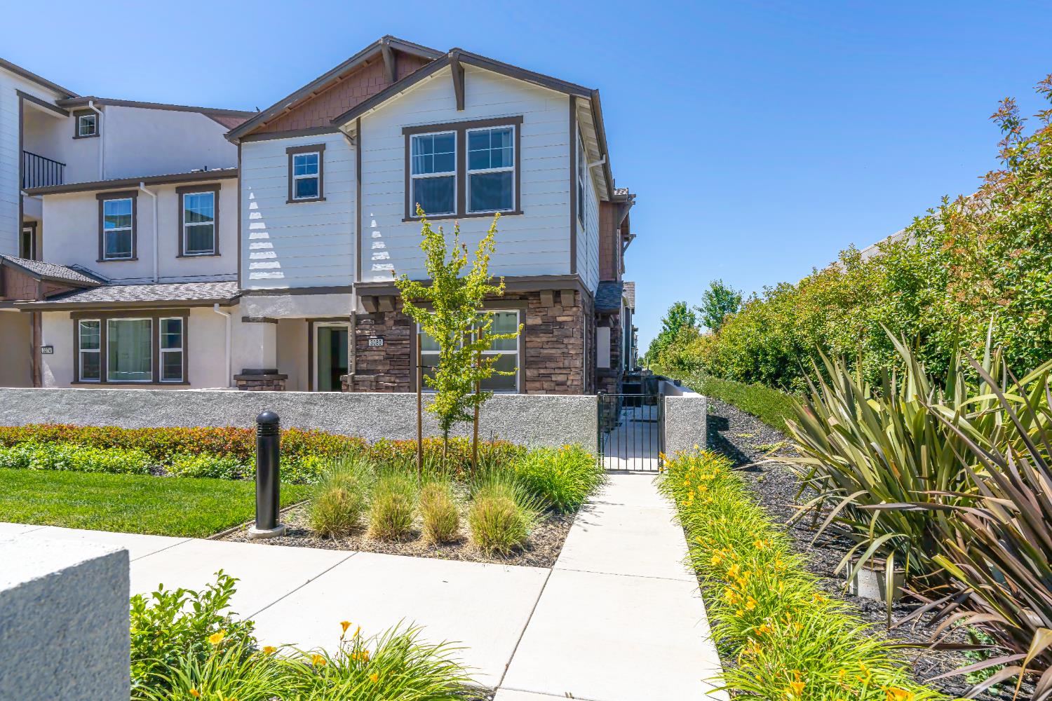 Detail Gallery Image 35 of 41 For 3080 Seaspray Walk, Sacramento,  CA 95833 - 3 Beds | 2/1 Baths