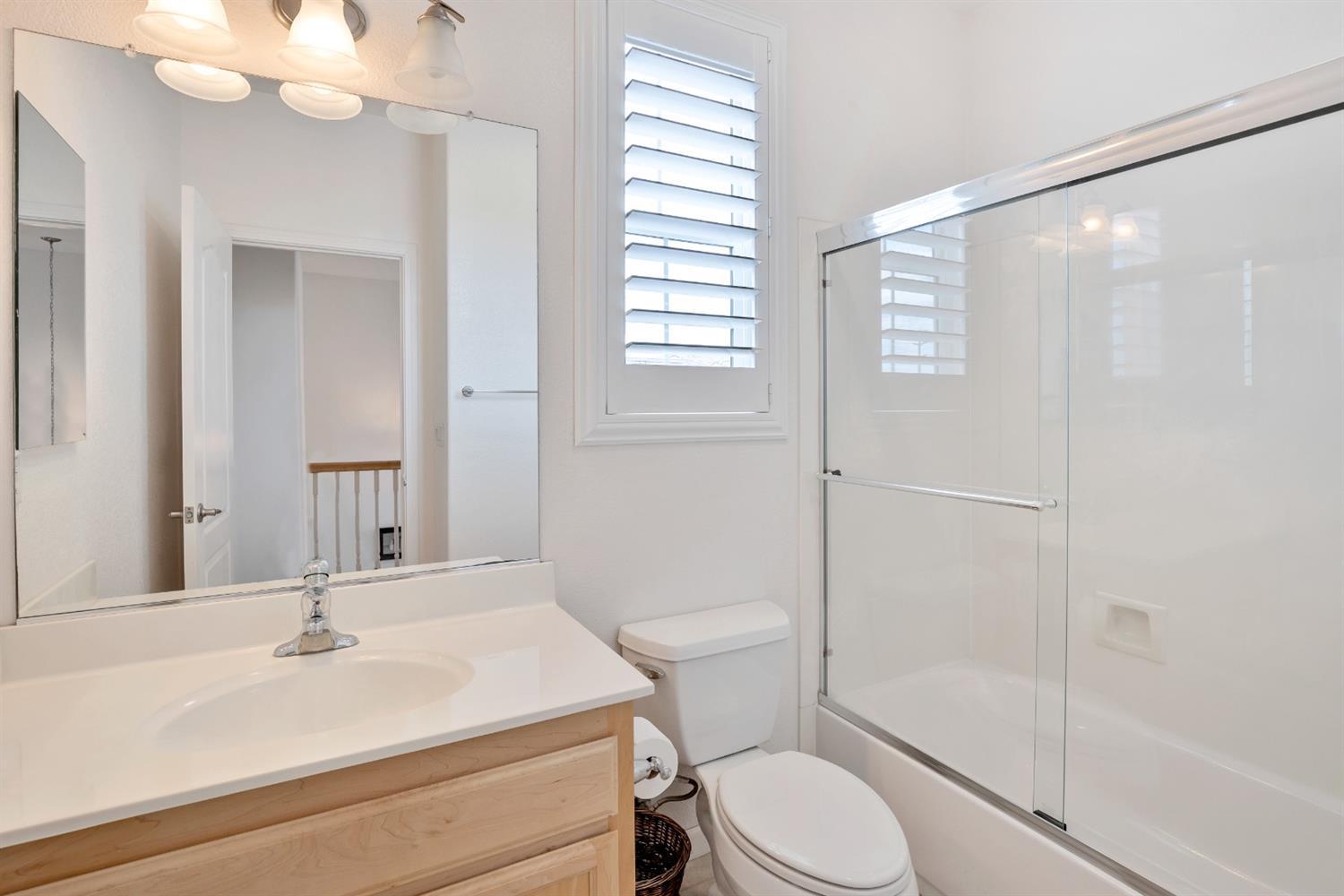 Detail Gallery Image 27 of 37 For 1708 Camino Real Way, Roseville,  CA 95747 - 3 Beds | 3/1 Baths