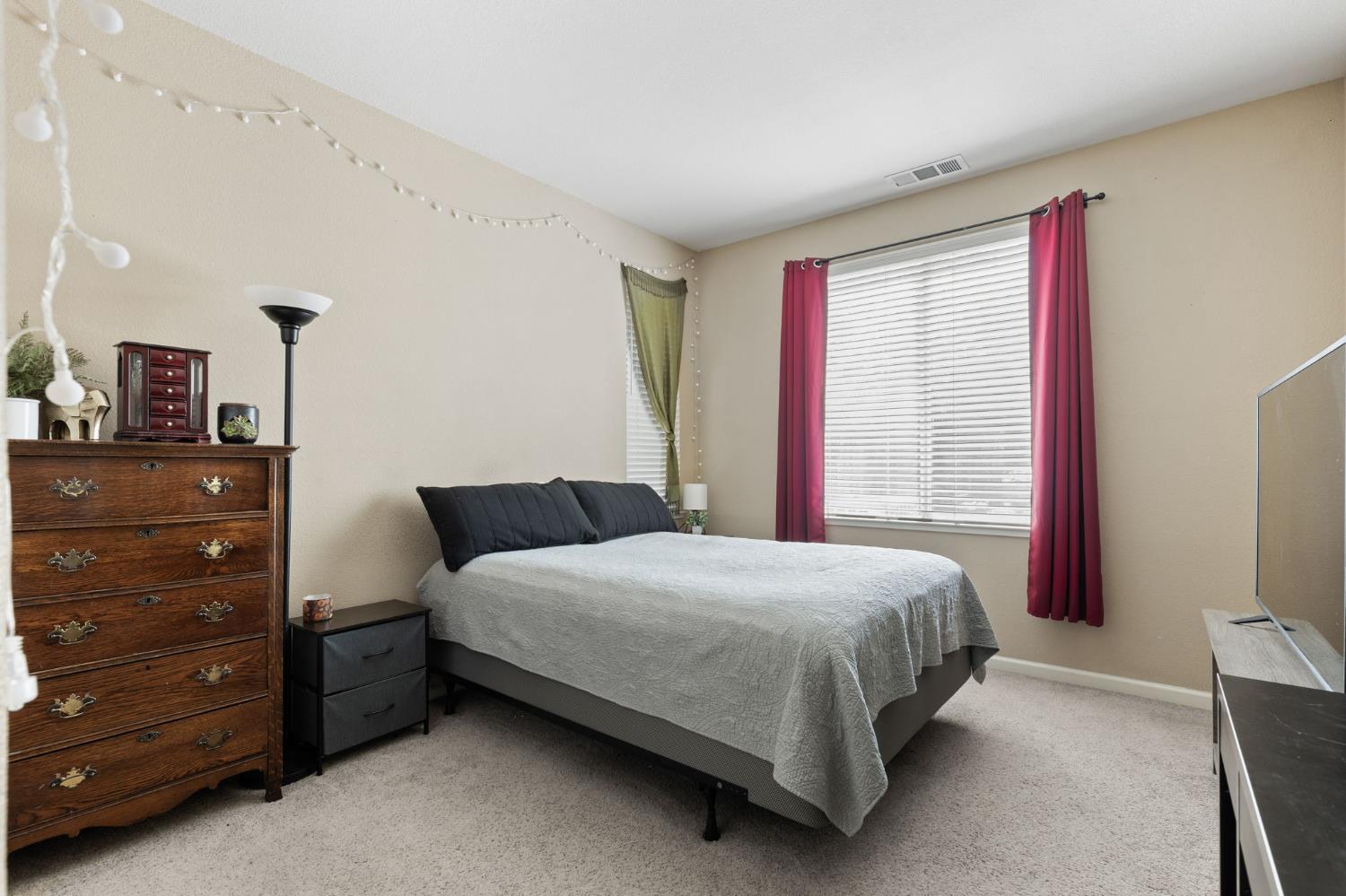 Detail Gallery Image 30 of 37 For 1931 Sanderling Ct, Rocklin,  CA 95765 - 5 Beds | 3 Baths