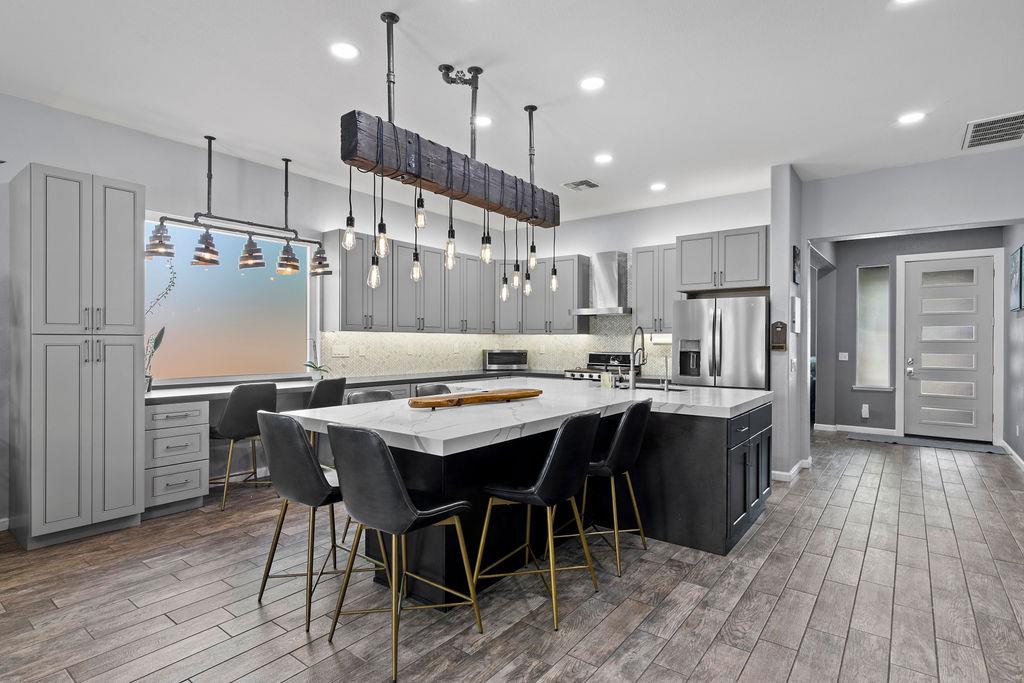 Detail Gallery Image 10 of 44 For 2833 Buckskin Way, Riverbank,  CA 95367 - 4 Beds | 2 Baths