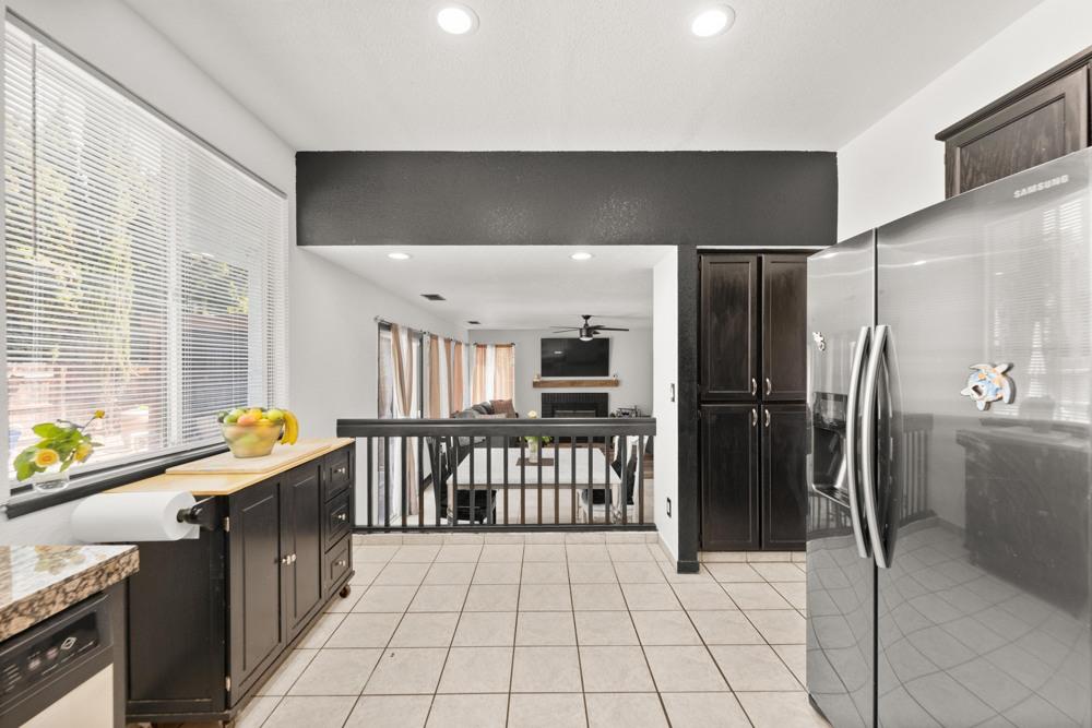 Detail Gallery Image 23 of 52 For 813 Sugar Pine Dr, Lathrop,  CA 95330 - 4 Beds | 3 Baths