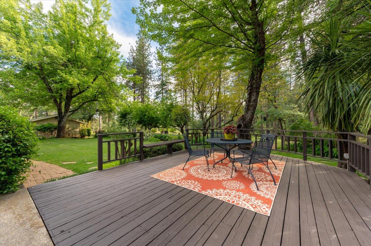 Karrys Place, Grass Valley, California image 42