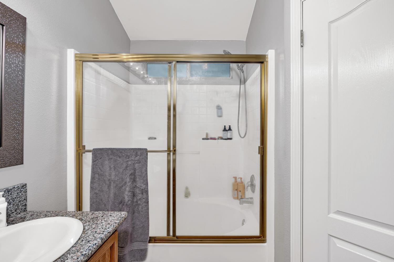 Detail Gallery Image 34 of 47 For 2200 Hanson Ave, Clovis,  CA 93611 - 3 Beds | 2 Baths